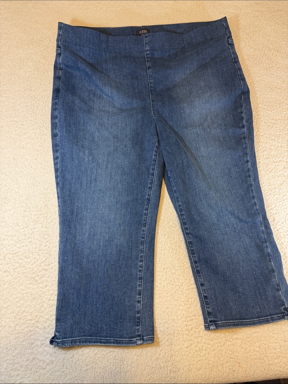 NYDJ Women's  plus sized Medium Blue Ankle Crop Jeans 487